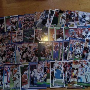 127 Seahawks Trading cards, collectibles, hobby, sports. SHIPS FREE